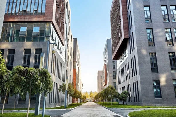 智慧园区高度集成楼宇自控系统的背景！